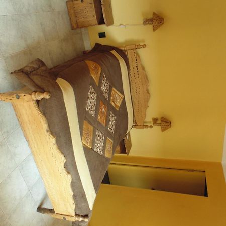 טופיזה Hostal Coronel Pedro Arraya מראה חיצוני תמונה