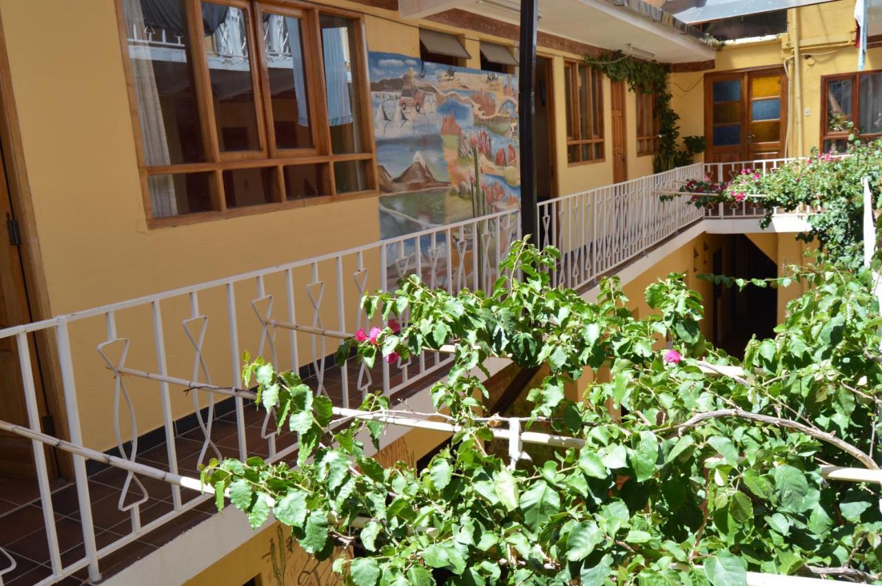טופיזה Hostal Coronel Pedro Arraya מראה חיצוני תמונה