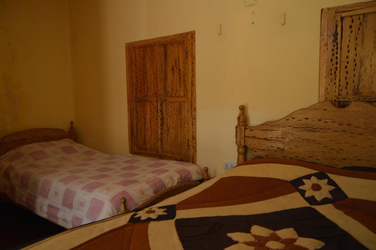 טופיזה Hostal Coronel Pedro Arraya מראה חיצוני תמונה