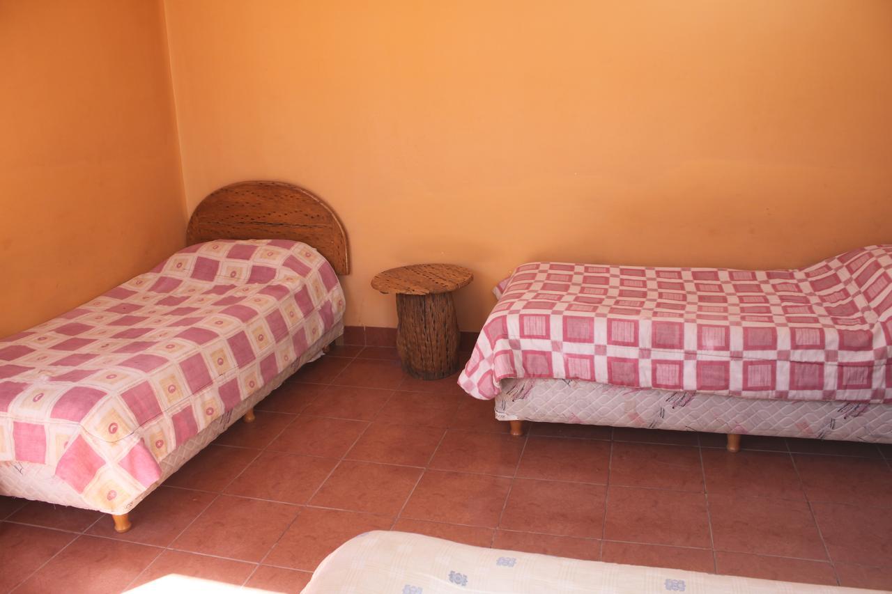 טופיזה Hostal Coronel Pedro Arraya מראה חיצוני תמונה
